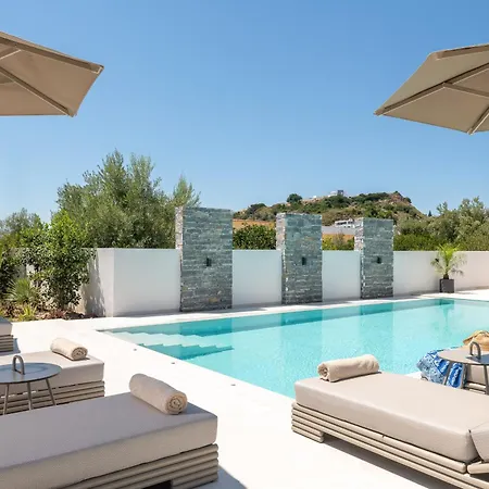 Lanik Luxury Pool