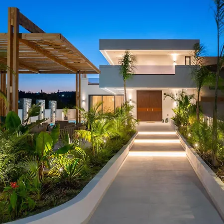 Lanik Luxury Pool Afantou