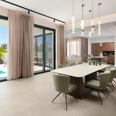 Lanik Luxury Pool Appartement *