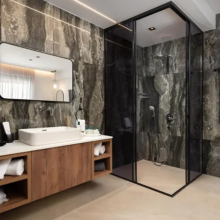 Lanik Luxury Pool * Αφάντου