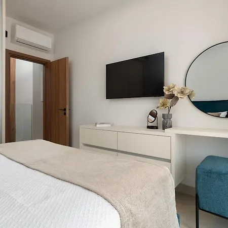Lanik Luxury Pool Appartement