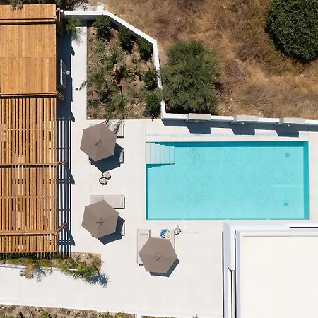 Lanik Luxury Pool * Αφάντου