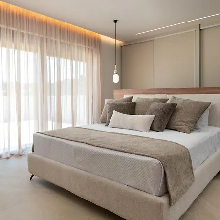 Апартаменты Lanik Luxury Pool *