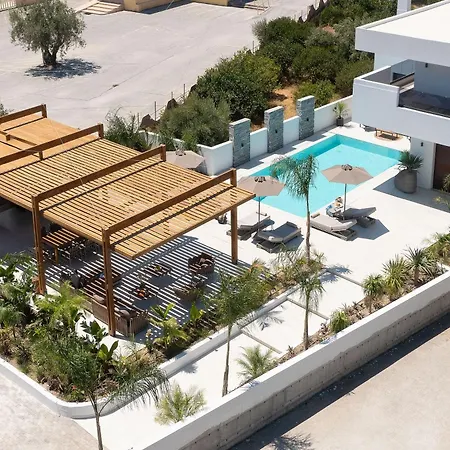 Lanik Luxury Pool Апартаменты