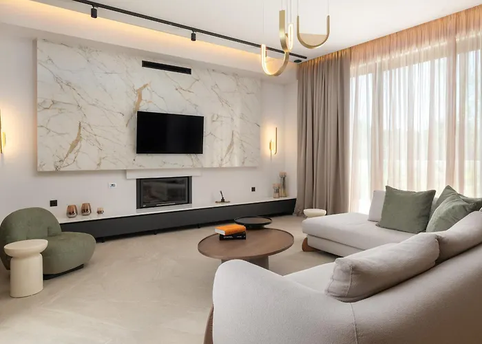 公寓 Lanik Luxury Pool *