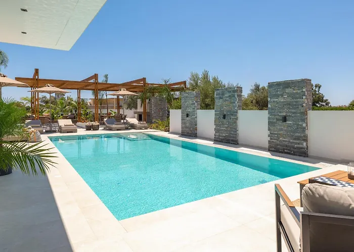 公寓 Lanik Luxury Pool 阿凡投